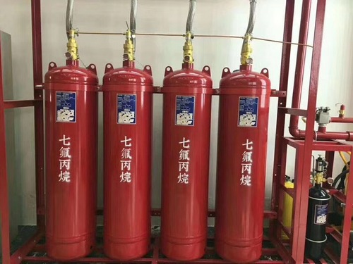 灭火器